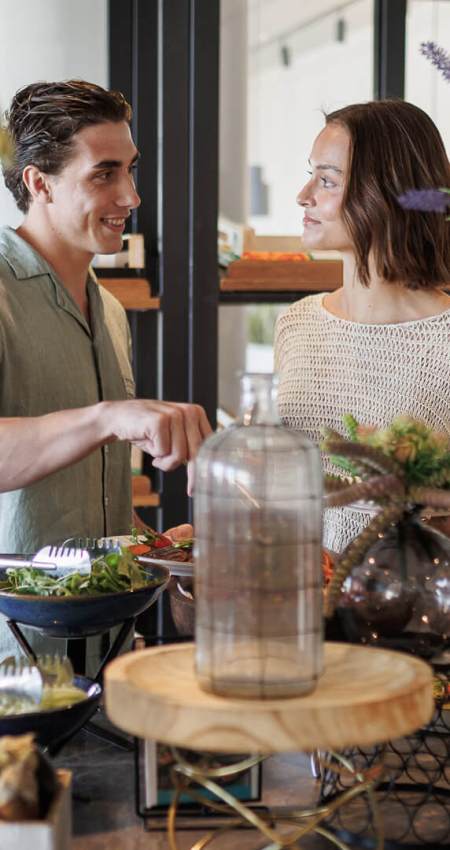 zante-hotel-couple-dining