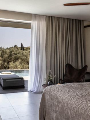 King Jason Zante Room